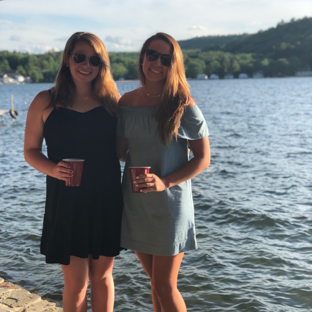 Meet your Posher, Alyssa